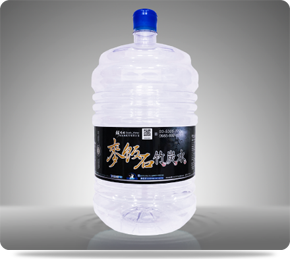 辦公室桶裝水推薦-鮮喝水麥飯石竹炭飲用水17.25L，經天然麥飯石與竹炭雙重洗鍊