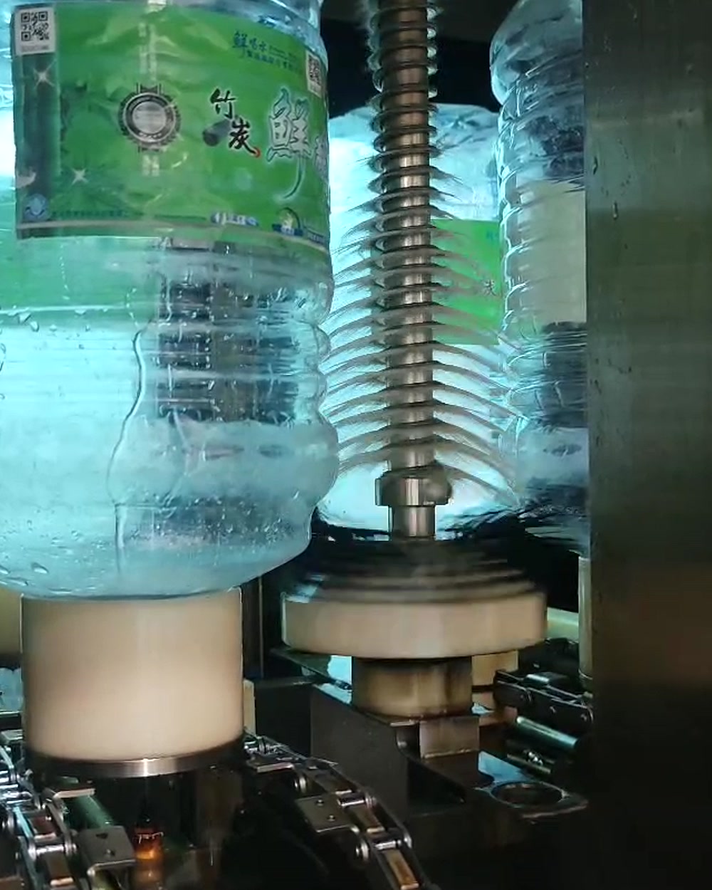 鮮喝水洗瓶機瓶內次氯酸水處理